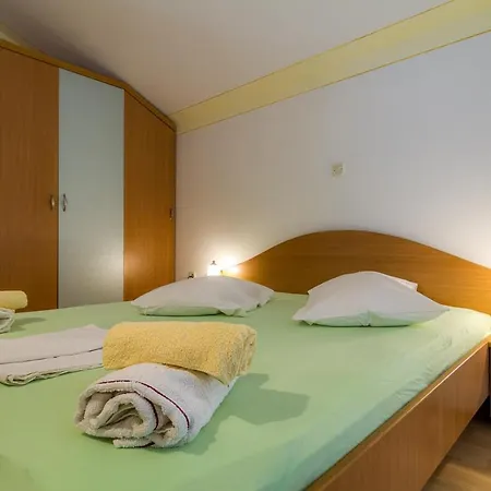 Andeo Barbat na Rabu